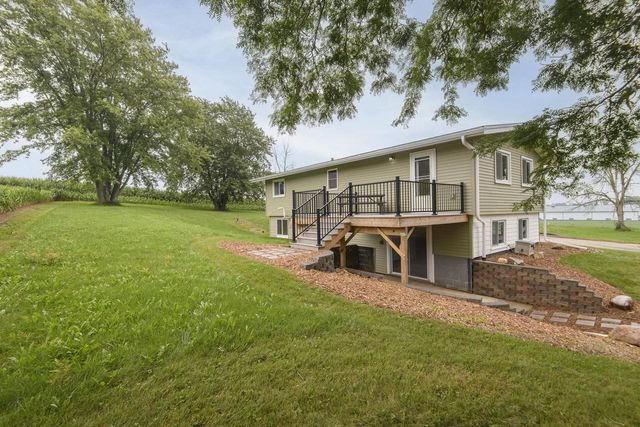 W389N7644 Pennsylvania STREET, Oconomowoc, WI 53066
