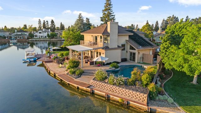 6104 Doubloon Ct, Elk Grove, CA 95758