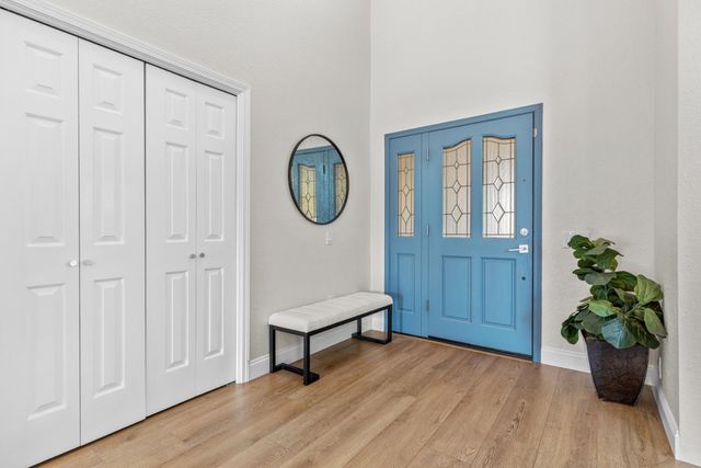 6104 Doubloon Ct, Elk Grove, CA 95758