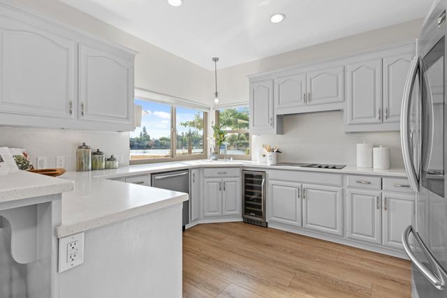 6104 Doubloon Ct, Elk Grove, CA 95758