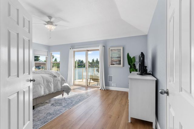 6104 Doubloon Ct, Elk Grove, CA 95758