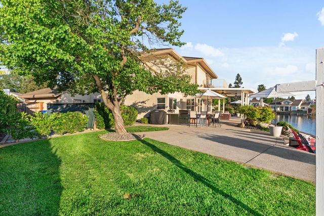 6104 Doubloon Ct, Elk Grove, CA 95758