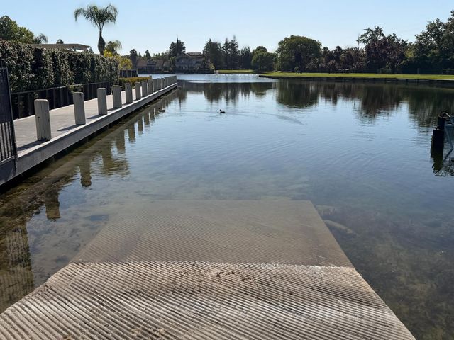 6104 Doubloon Ct, Elk Grove, CA 95758