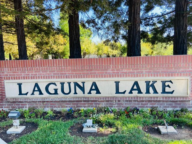 6104 Doubloon Ct, Elk Grove, CA 95758