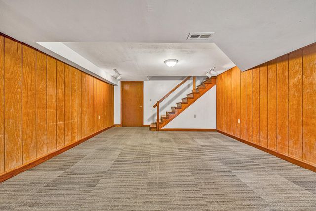 313 E Madison AVE, Vinton, VA 24179