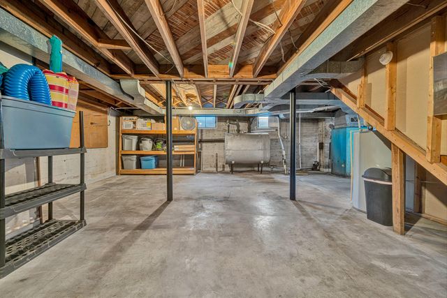 313 E Madison AVE, Vinton, VA 24179