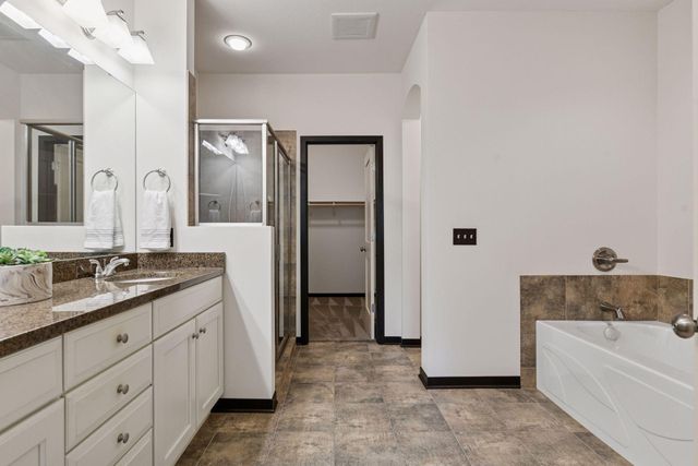 8627 Lake Riley Drive, Chanhassen, MN 55317