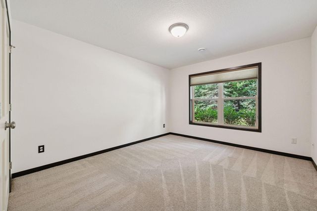 8627 Lake Riley Drive, Chanhassen, MN 55317