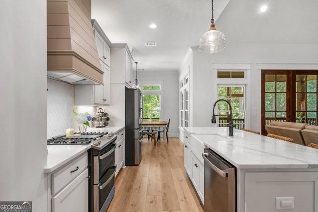 428 Highland Park Loop, Pine Mountain, GA 31822