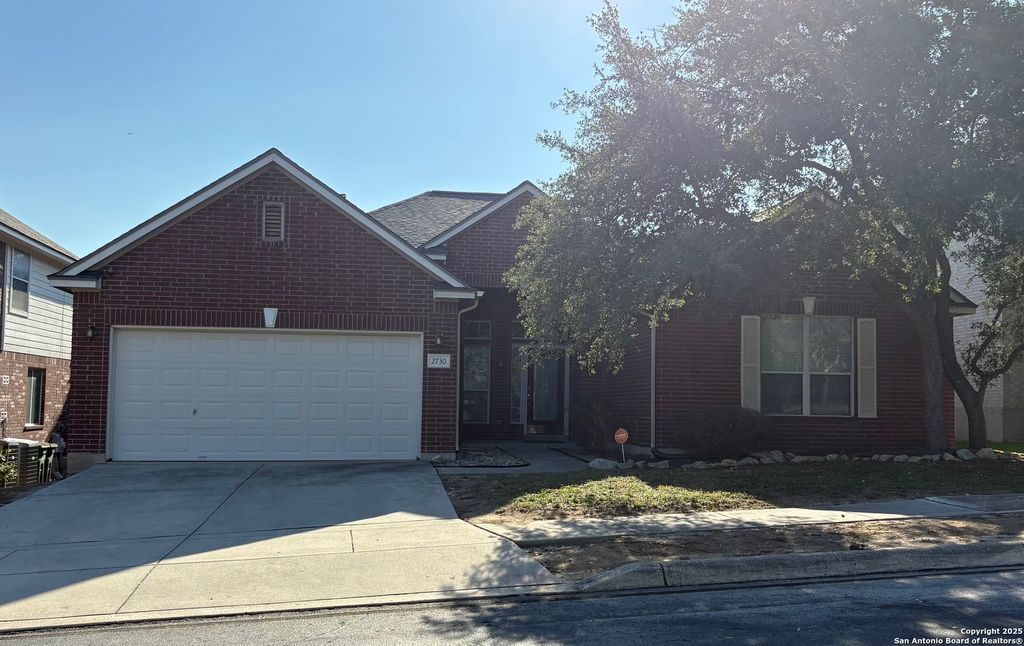 2730 Lakehills, San Antonio, TX 78251