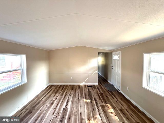 408 LAUREN LN, Coatesville, PA 19320