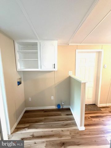408 LAUREN LN, Coatesville, PA 19320