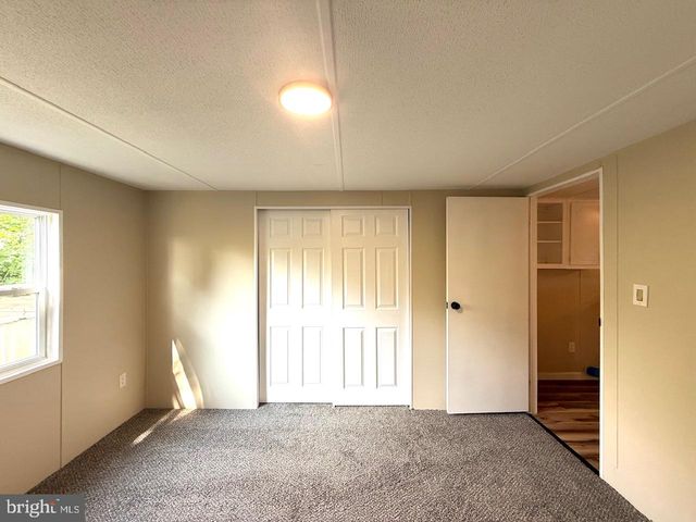 408 LAUREN LN, Coatesville, PA 19320