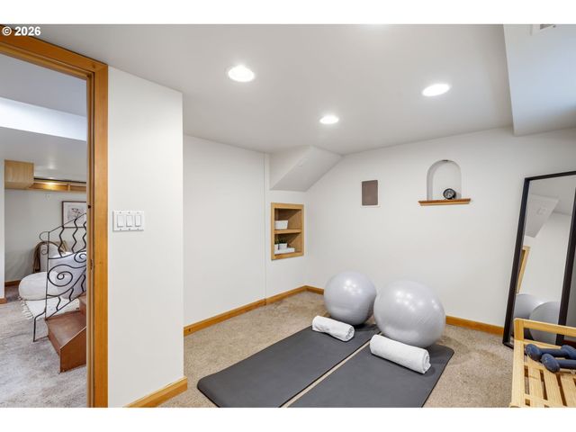 2223 Ne 43RD Ave, Portland, OR 97213