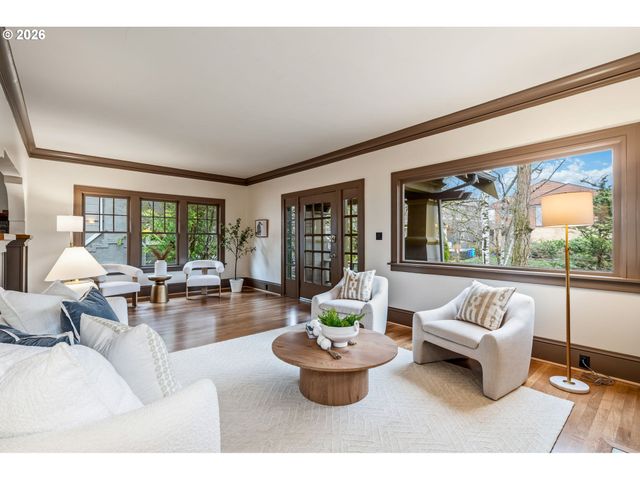 2223 Ne 43RD Ave, Portland, OR 97213