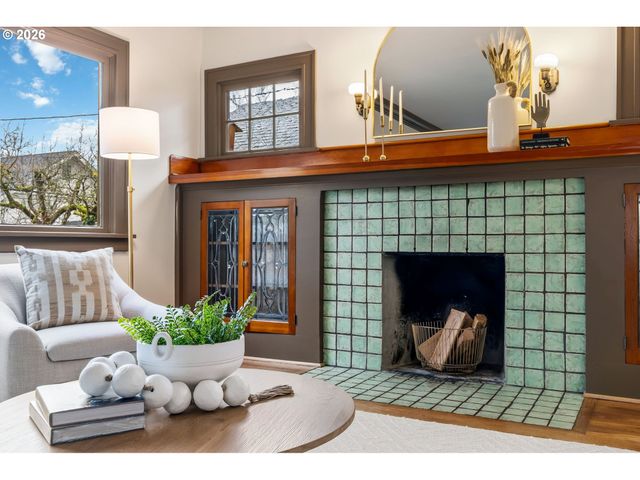 2223 Ne 43RD Ave, Portland, OR 97213