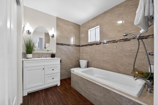 240 Santa Rosa Drive, San Jose, CA 95111