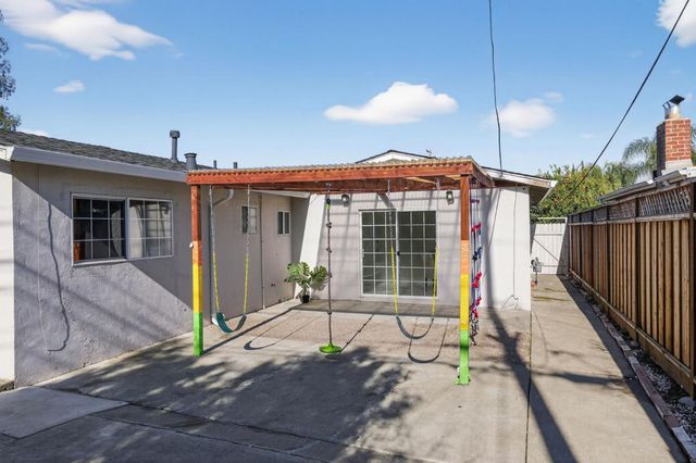 240 Santa Rosa Drive, San Jose, CA 95111