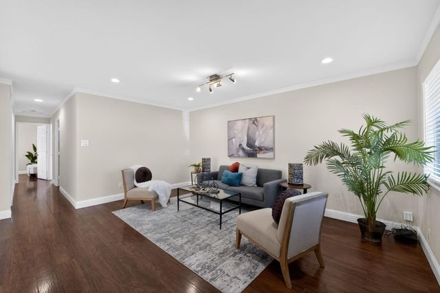 240 Santa Rosa Drive, San Jose, CA 95111