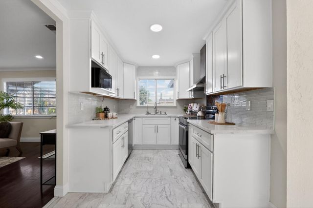 240 Santa Rosa Drive, San Jose, CA 95111