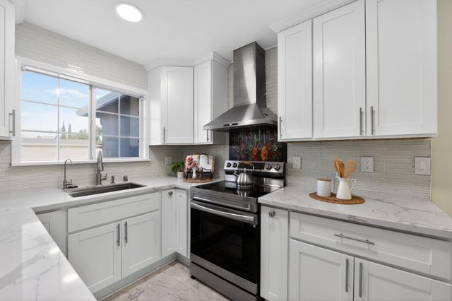 240 Santa Rosa Drive, San Jose, CA 95111