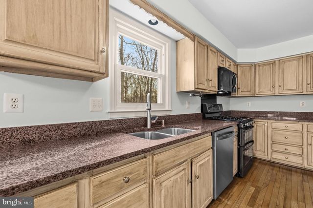 7118 COUNTER PL, Burke, VA 22015