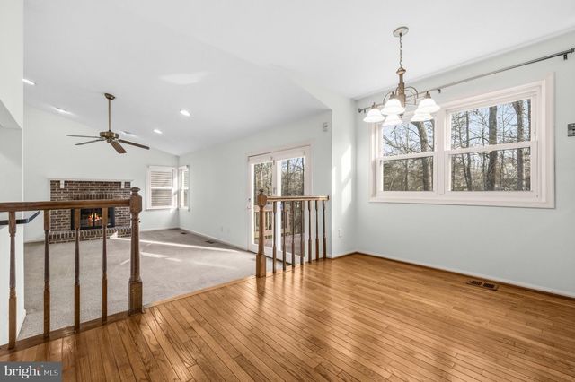 7118 COUNTER PL, Burke, VA 22015