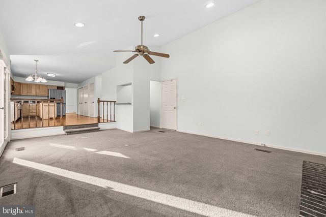 7118 COUNTER PL, Burke, VA 22015