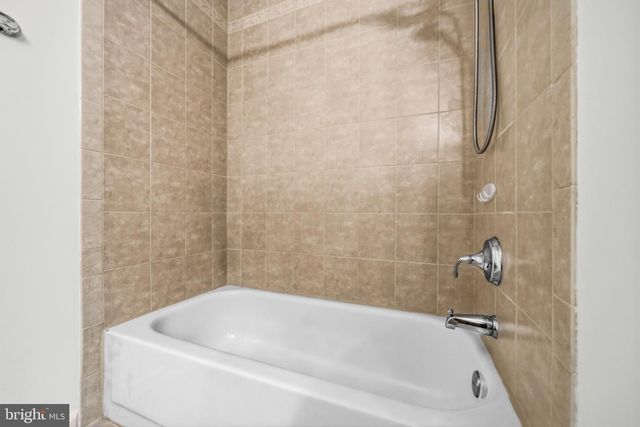 7118 COUNTER PL, Burke, VA 22015