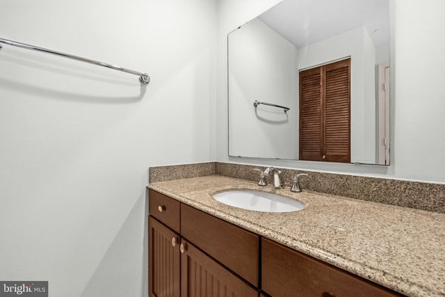 7118 COUNTER PL, Burke, VA 22015