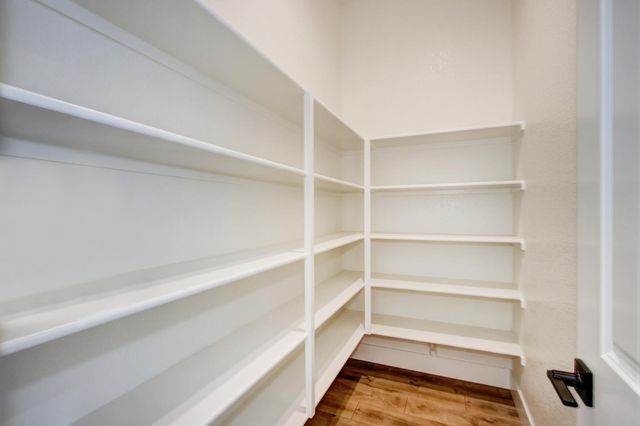 7400 Mamba Ct, Rancho Murieta, CA 95683