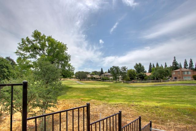 7400 Mamba Ct, Rancho Murieta, CA 95683