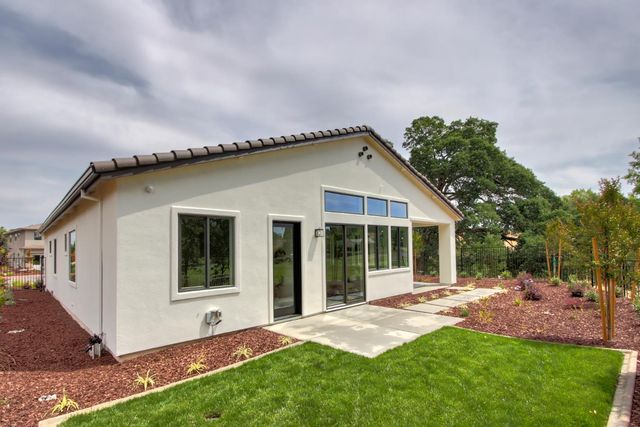 7400 Mamba Ct, Rancho Murieta, CA 95683