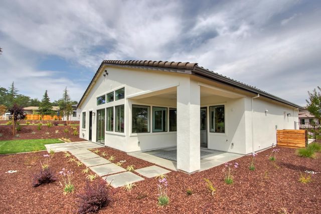 7400 Mamba Ct, Rancho Murieta, CA 95683