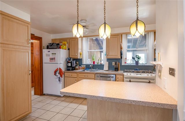 1925 Fairmont Street, Allentown City, PA 18109