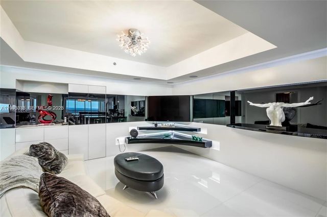 2711 S Ocean Dr 2304, Hollywood, FL 33019