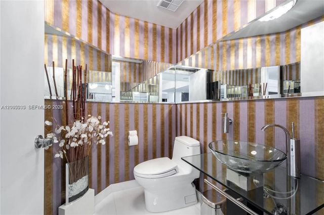 2711 S Ocean Dr 2304, Hollywood, FL 33019