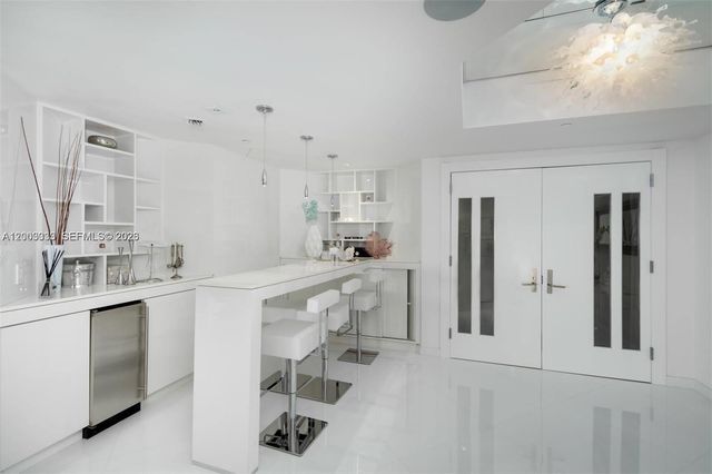 2711 S Ocean Dr 2304, Hollywood, FL 33019