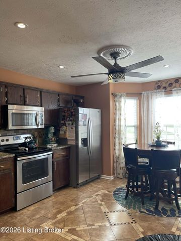 7901 Jennifer Ridge Pl, Louisville, KY 40258