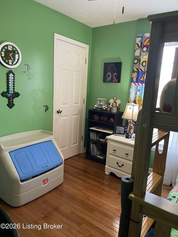 7901 Jennifer Ridge Pl, Louisville, KY 40258