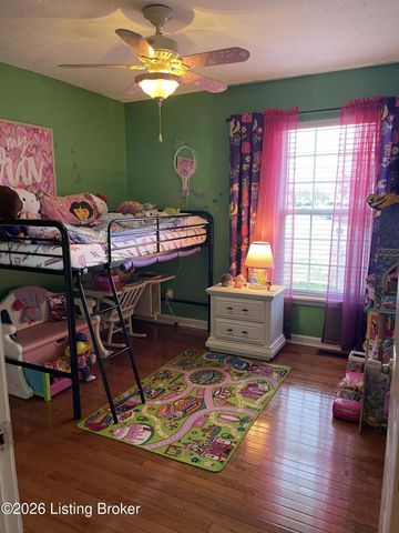 7901 Jennifer Ridge Pl, Louisville, KY 40258