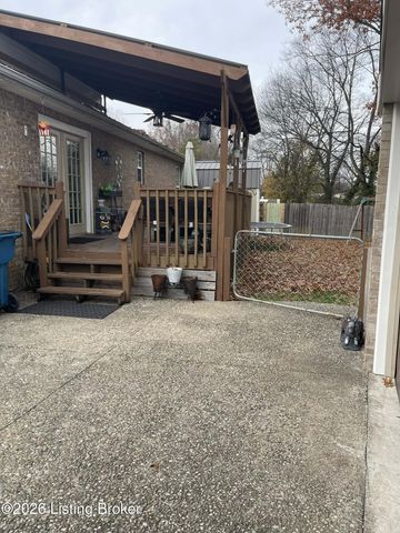 7901 Jennifer Ridge Pl, Louisville, KY 40258