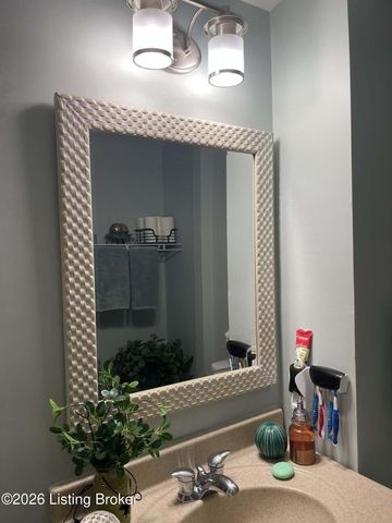 7901 Jennifer Ridge Pl, Louisville, KY 40258