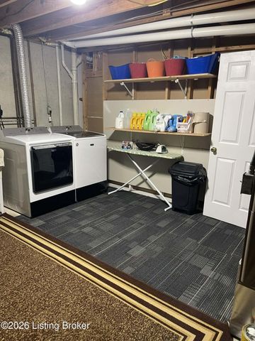 7901 Jennifer Ridge Pl, Louisville, KY 40258