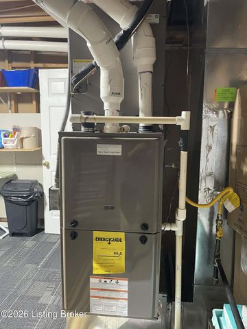 7901 Jennifer Ridge Pl, Louisville, KY 40258