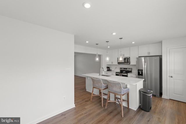 33 SCRUB PINE CT, Bunker Hill, WV 25413