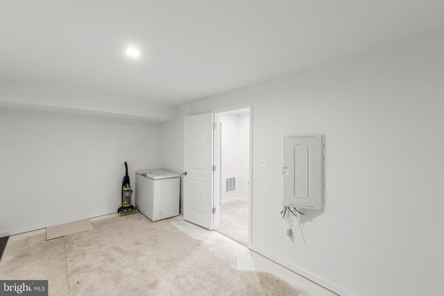 33 SCRUB PINE CT, Bunker Hill, WV 25413