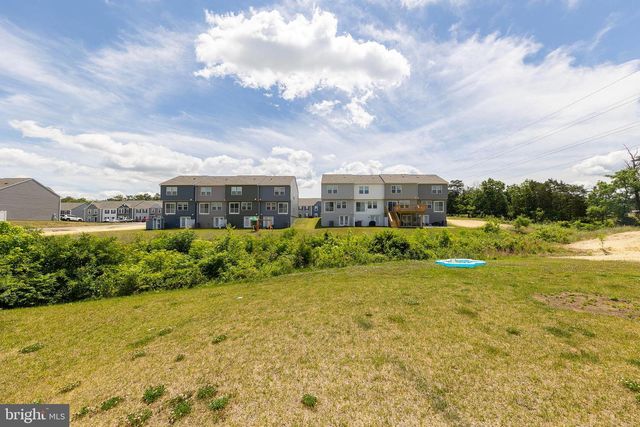 33 SCRUB PINE CT, Bunker Hill, WV 25413