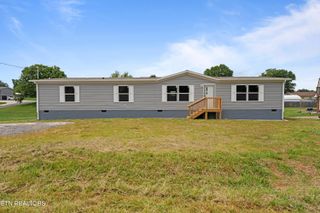 2816 Shiloh Circle, Strawberry Plains, TN 37871