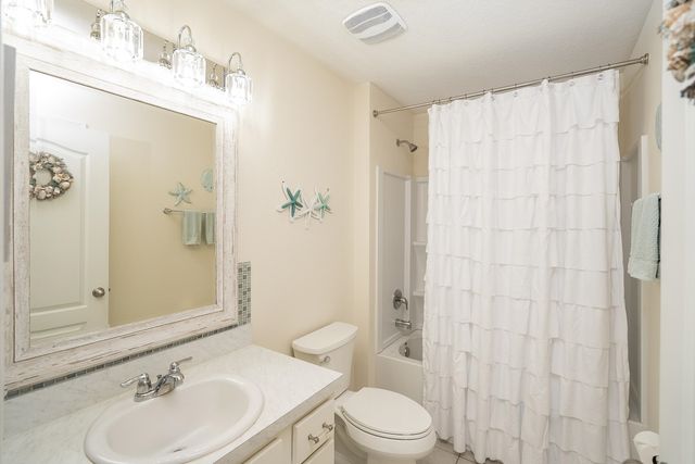 93 Rivertown Rd, Palm Coast, FL 32137